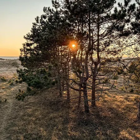 2 Bedroom Awesome In Holiday home
