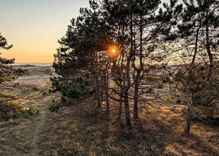 2 Bedroom Awesome In Semesterbostad