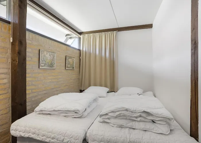 2 Bedroom Awesome In * Nordenbro Vesteregn