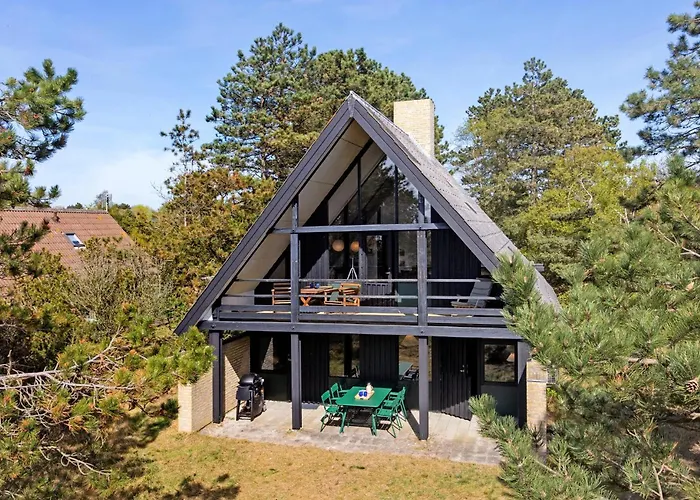 Semesterbostad 2 Bedroom Awesome In *
